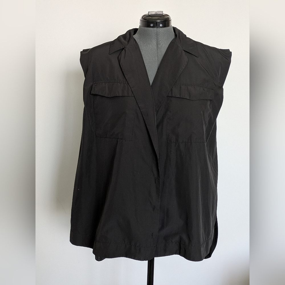Women's Black Sleeveless Collared Tunic Top